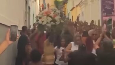 Photo of Viralizou: Vídeo mostra velório em clima de festa na Bahia