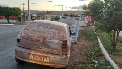 Photo of Homem embriagado é preso dirigindo carro em condições precárias