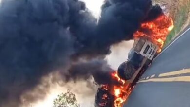 Photo of Carreta pega fogo e deixa estrada interditada por mais de 17 horas