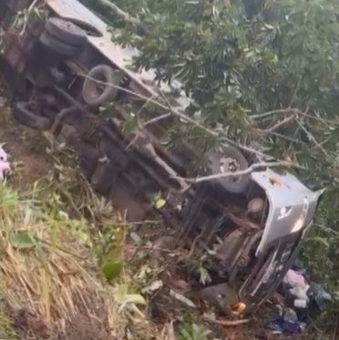 Photo of Tragédia com mortes e feridos; mãe e filha estão entre as vítimas