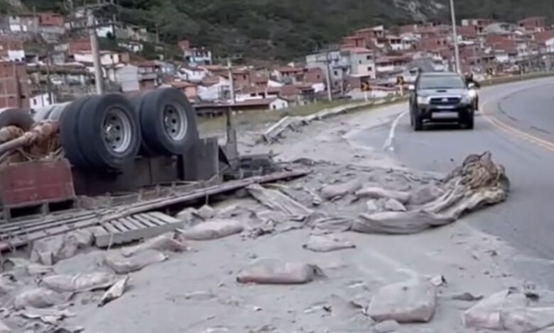 Photo of Grave acidente com morte do caminhoneiro Bruno