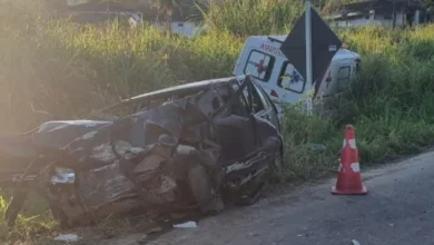 Photo of Acidente com ambulância deixa cinco feridos