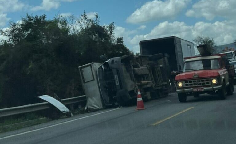 Photo of Região: Acidente com caminhão na BR-116