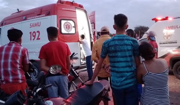 Photo of Estudante mata três colegas a tiros dentro da escola