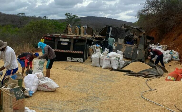 Photo of Região: Grave acidente com carreta