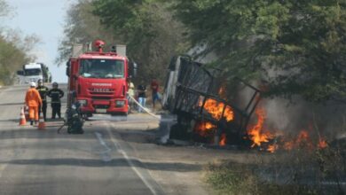 Photo of Susto na estrada: Caminhão pegou fogo na BR-116