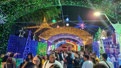 Photo of Natal Conquista de Luz: luzes são acesas na Praça Tancredo Neves e encantam público de todas as idades