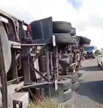 Photo of Tragédia: Tailane e Almiro morreram após carreta cair em cima de carro