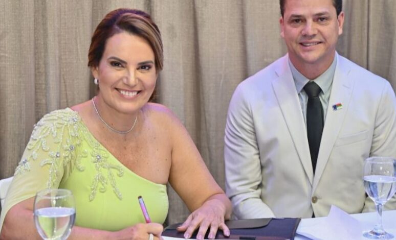 Photo of Conquista: Prefeita Sheila Lemos, vice Alan, vereadores e secretários são empossados