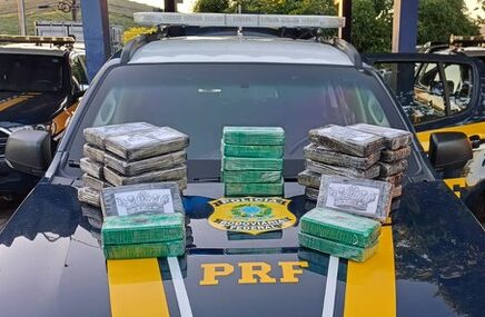 Photo of Jequié: Polícia apreende 38 kg de cocaína em carro com motor roubado