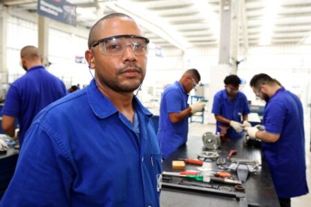 Photo of Mais de 13 mil vagas de cursos técnicos gratuitos na Bahia; confira