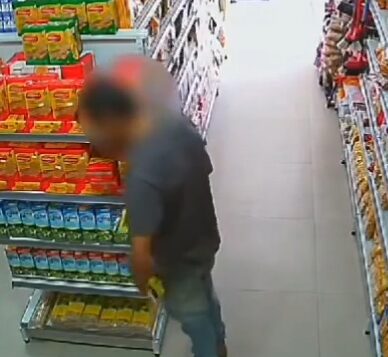 Photo of Região: Vídeo flagra homem furtando café em supermercado