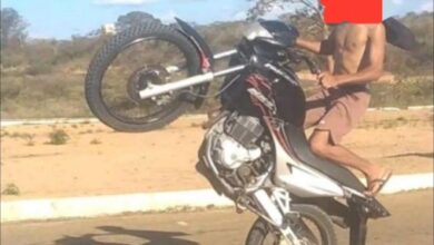 Photo of Região: Homem que empinava moto acabou na delegacia